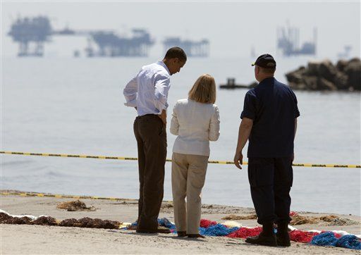 Obama Visits Louisiana Beach