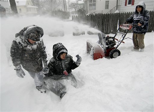 Storm Gives Northeast First Blast of Winter