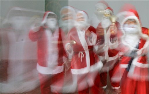 Rampaging Bad Santas Shut Down Movie Theater