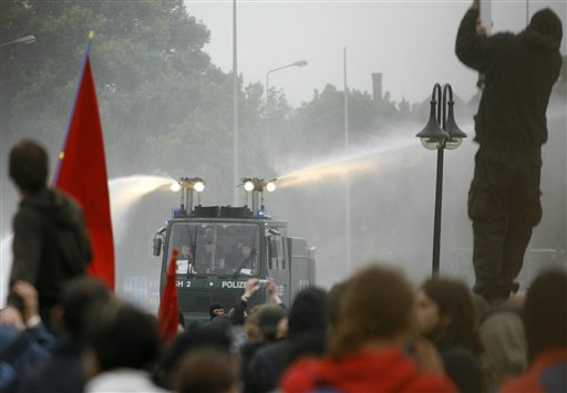 G8 Protesters Clash With German Police