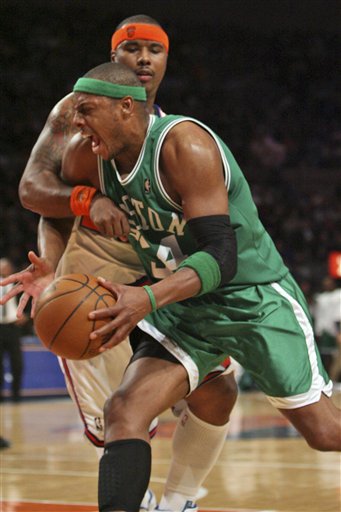 Celtics Blow Out Lowly Knicks