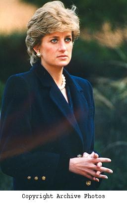 UK TV Won't Pull Pix of Diana's Crash