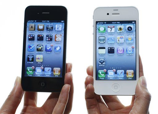 With 600K iPhone 4 Orders, Apple Sells Out