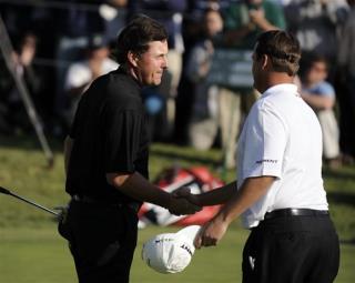 Mickelson Secures Win at Riviera