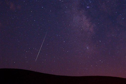 Thousands-of-Years-Long Meteor Shower Killed Dinos