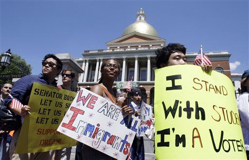 Move to Legalize Immigrant Kids Shot Down in Senate