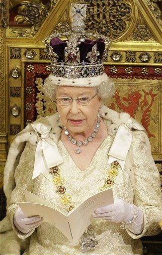 Queen Surrenders Control of Royal Finances