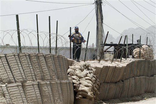 Afghan Warlords, Insurgents Hired to Guard US Bases