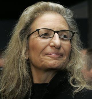 Annie Leibovitz Is Broke Because No One Is Collecting Her Photography