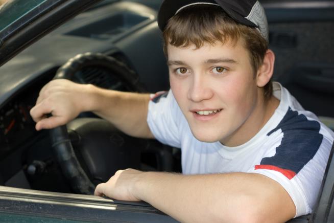 Teens Brake on Driving at 16