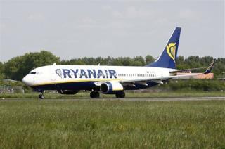 Ryanair Crew Locks Toilets as Passengers Stage Sit-In