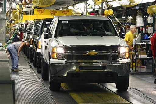 GM Prices Stock at $33 Ahead of IPO