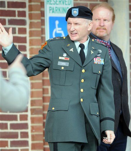Terrence Lakin, 'Birther' Army Doc, Pleads Guilty