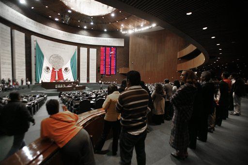 Mexico Votes to Arrest Fugitive Lawmaker