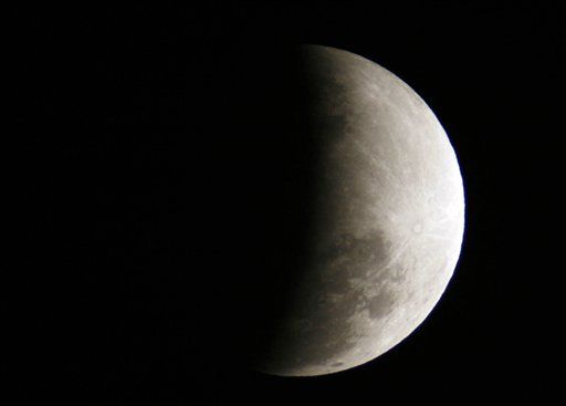First in 456 Years: A Lunar Eclipse on Winter Solstice