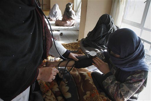 Afghans Turning Their Babies Into Addicts