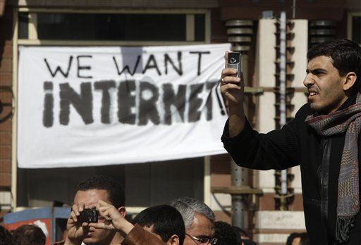 Egypt Shutting Down Cell Phone Networks