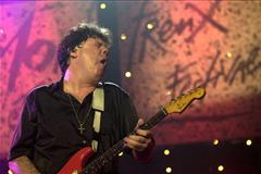 Gary Moore of Thin Lizzy Dead at 58