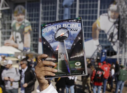 400 Super Bowl Fans With Tickets Turned Away