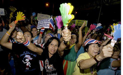 Thailand-Cambodia Border Clash Hits 4th Day