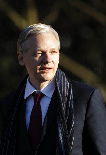 US Case Against Assange Sputtering