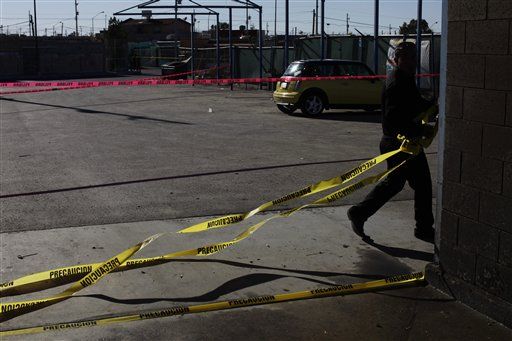 Gunmen Mow Down 8 in Mexico Bar