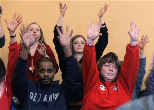 Bill Curbing Union Rights Clears Ohio Senate