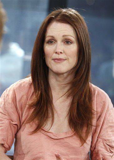 Julianne Moore to Play Sarah Palin in HBO's Game Change