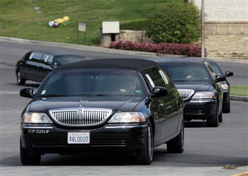 Elizabeth Taylor Funeral Held in LA