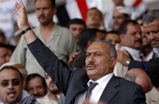Tens of Thousands in Rival Yemen Protests For, Against President Ali Abdullah Saleh