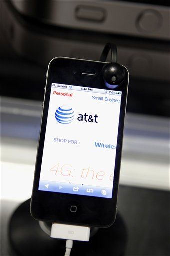 AT&T's New Activations Fall Off a Cliff