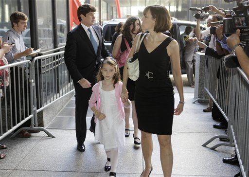 As Trial Resumes, Blagojevich Worries About Daughters