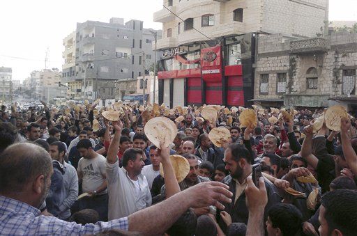 Syrians Defy Army, Take to Streets
