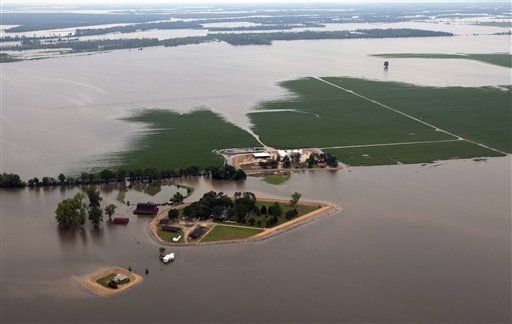 Mississippi Flood: First Death Reported