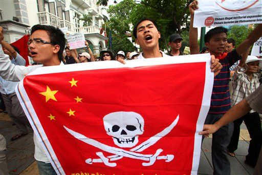 Vietnamese Protest China as Tensions Rise