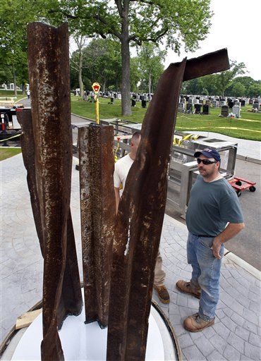 World Trade Center Steel Going to 9/11 Memorials