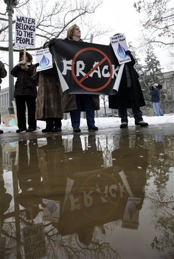 France Bans Fracking; New York Set to Un-Ban It