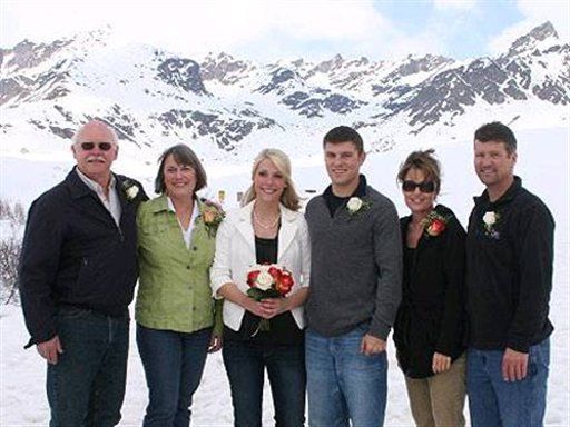 Sarah Palin's Son Track and New Bride Britta Hanson Are Expecting a Baby: Gawker