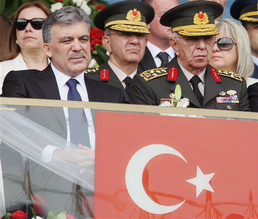 Turkey's Military Chiefs of Staff Step Down
