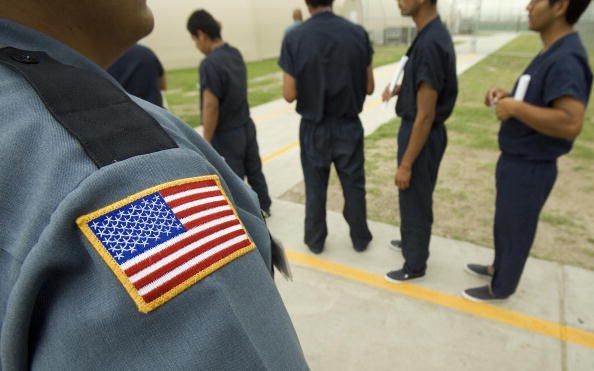Obama Administration Eases Deportation Policy, Will Deport Only Illegal Immigrants With Criminal Records