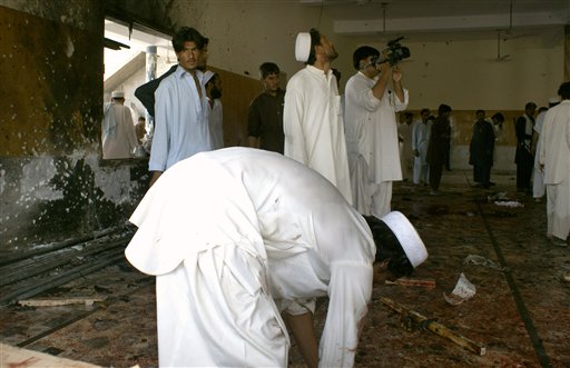 Pakistan Suicide Bomb: Attack on Mosque Kills 40