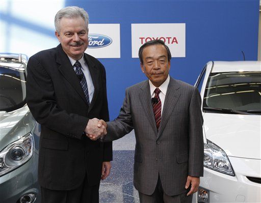 Ford, Toyota Join Forces on Hybrid System