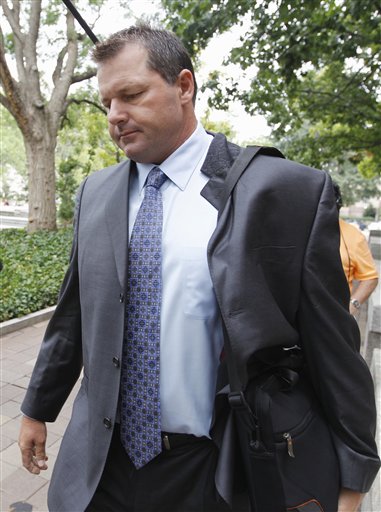 Roger Clemens Must Face New Perjury Trial