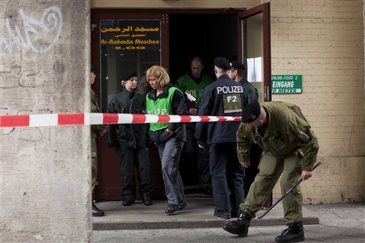 German Police Bust 2 in Bomb Plot