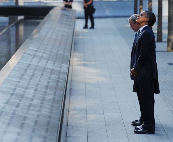 Obamas, Bushes Pay Respects at Ground Zero