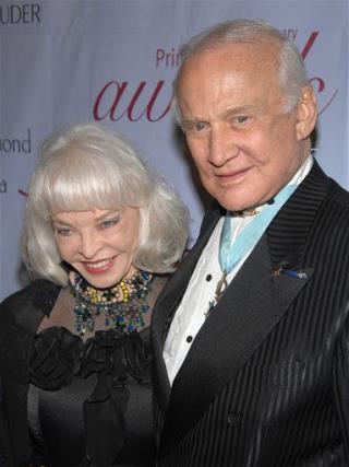Buzz Aldrin Falls in Love Again ... Scandalously