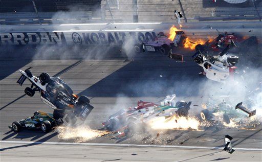 Indy Winner Dan Wheldon Killed in Vegas Crash