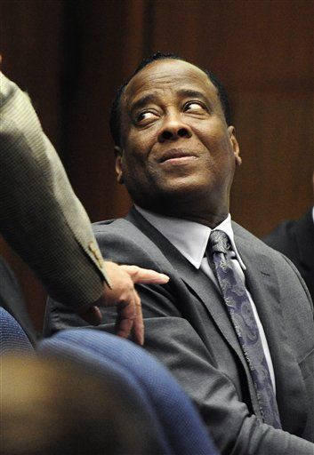Conrad Murray Is Moved to Tears by Character Witness in Michael Jackson Trial