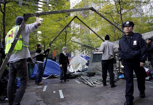 Occupy Wall Street Short on Space in Zuccotti Park