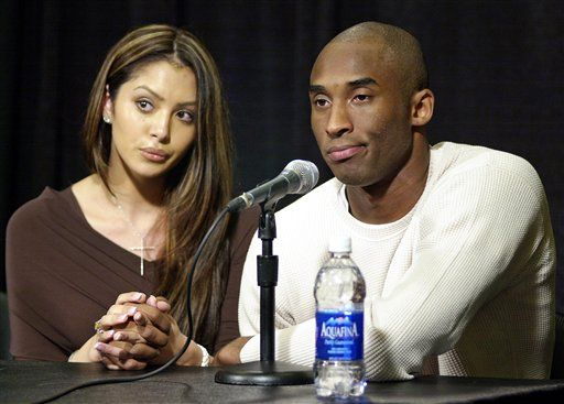 Kobe Bryant, Wife Vanessa, Divorcing